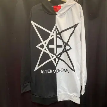 ALTER VENOM 블랙 화이트 후드티 바이컬러