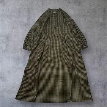 새상품급 어반 리서치 도어스 체크 무늬 벌룬 슬리브 원피스 BE