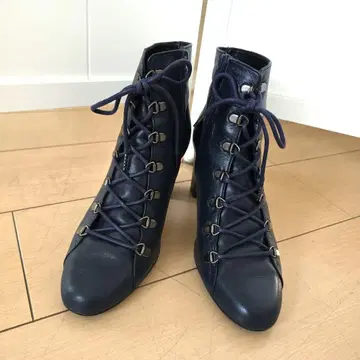 네이비 가죽 레이스업 부티