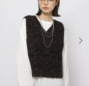 niko and 니코앤드 2way 자카드 베스트 V넥 2025