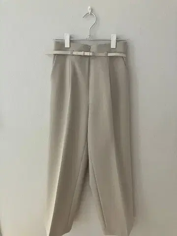 [ 새상품 ] 그린 레이블 와이드 팬츠 36 사이즈