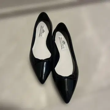 템퍼레이트 블랙 레인 신발