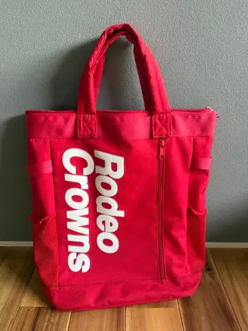 로데오 크라운즈 레드 토트백