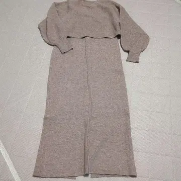 미사용! 고베 레터스 미즈코시 미사토 콜라보 베이지 2way 니트 원피스