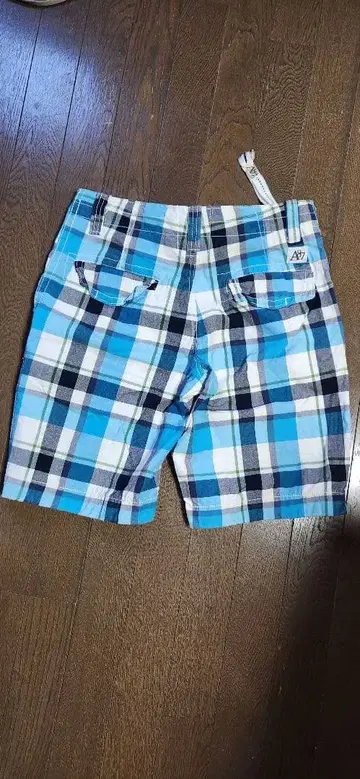 블루 계열 체크 무늬 숏팬츠 27인치