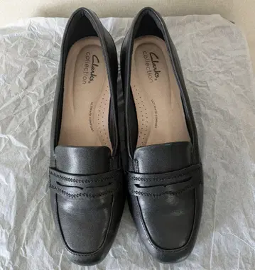 클락스 줄리엣 탑 로퍼 25cm