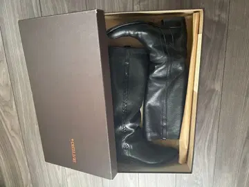 BUTTERO 블랙 가죽 롱 부츠