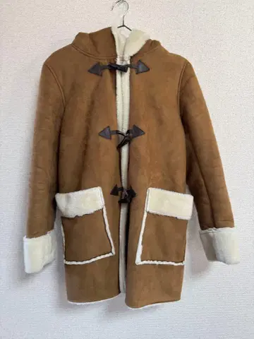 푹신푹신 보아 안감 따뜻한 페이크 무스탕 더플 코트 (후드 부착)