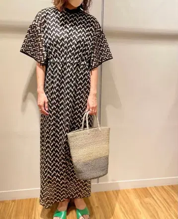 지오메트릭 원피스