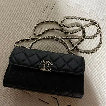 미사용 새상품 체인 퀼팅 백