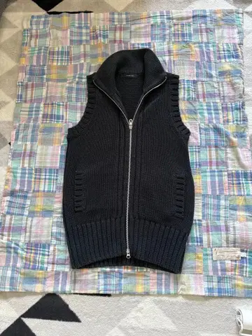 [ 새상품급 ] 인터플래닛 더블 지퍼 니트 베스트 네이비 M 귀여운