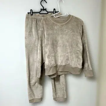 Admiral 룸웨어 복슬복슬 따뜻한 플리스 파자마 홈웨어