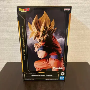 BANPRESTO Grandista-SON GOKU 피규어