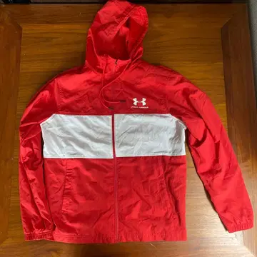 언더아머 UA 스포츠스타일 윈드 브레이커 M 사이즈