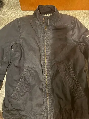 Abercrombie & Fitch 블랙 점퍼 M