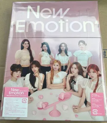 NiziU 3rd Album [ New Emotion ] A반