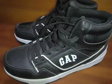 GAP 하이컷 스니커즈 블랙