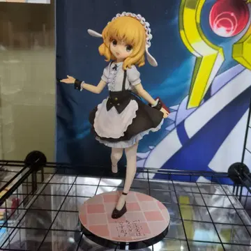 주문은 토끼입니까? 샤로 피규어