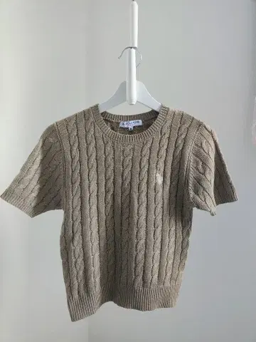 [ 새상품급! ] 요즘 귀여운 POLO 반팔 니트