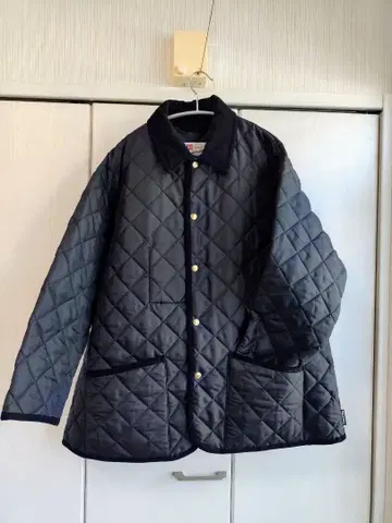 Traditional Weatherwear 퀼팅 자켓 36