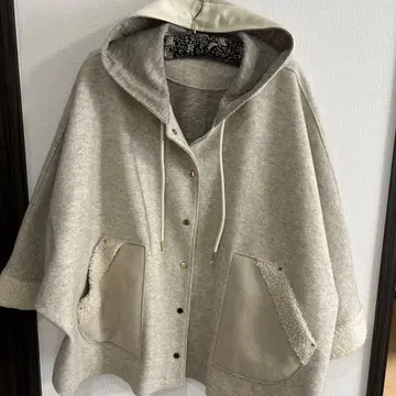 후드 부착 그레이 자켓 사이즈 38