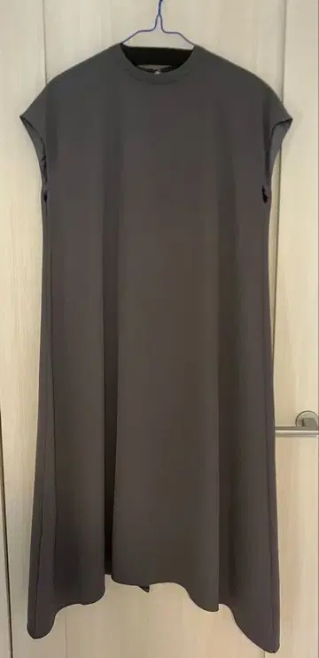 그린 레이블 릴랙싱 원피스 드레스