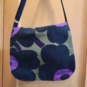 마리메꼬 보라색 퍼플 캔버스 숄더백