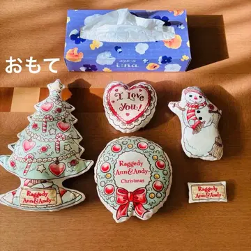 래그디 앤 & 앤디 크리스마스 쿠션 리스 오너먼트