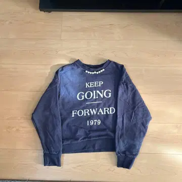 다크 블루 크루넥 트레이닝복 1979년 디자인