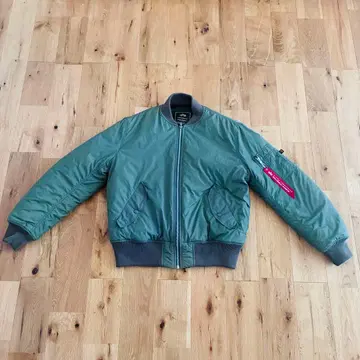 새상품급 ALPHA INDUSTRIES MA-1 USA