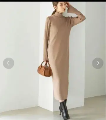 noble 총침 I 라인 니트 원피스