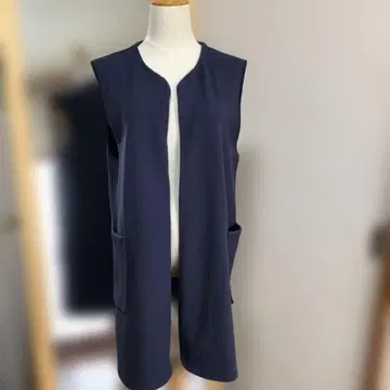 핸드메이드 플리스 네이비 슬리브리스 베스트