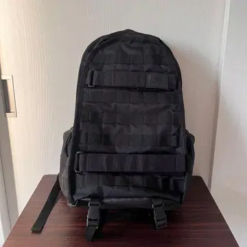 나이키 블랙 밀리터리 스타일 백팩