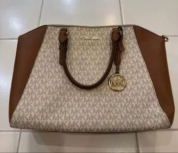 새상품급 MICHAEL KORS 로고 토트백