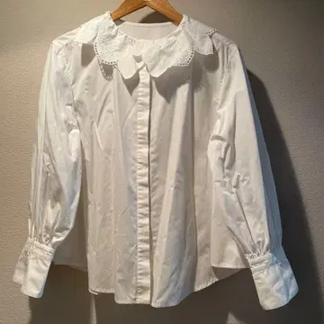 로지몬스터 블라우스