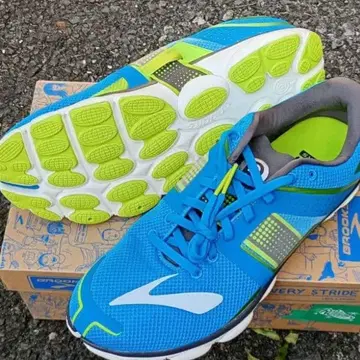 Brooks 러닝화 29cm