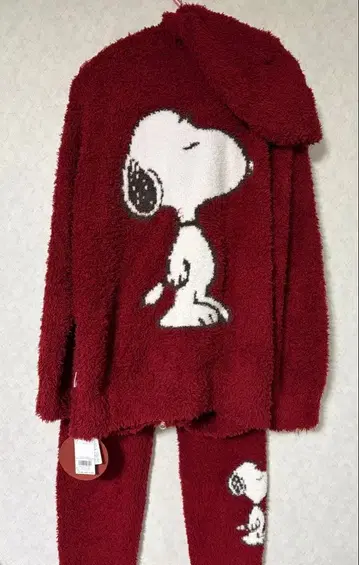 새상품 스누피 젤라토 자카드 후드티 온라인 한정판 RED 상하의 세트