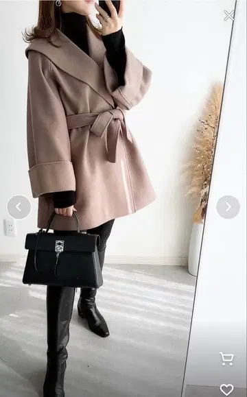 [ 미사용 새상품 택 포함 ] 노스탤지어 빅칼라 가운 코트