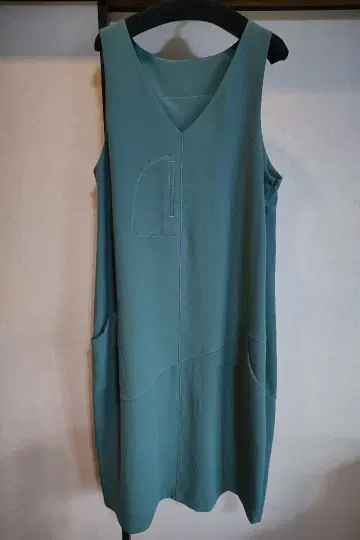 cube cube 슬리브리스 원피스