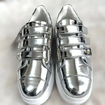 Anne coguine 앙코키누 쓰리 스트랩 스니커즈 실버 통굽