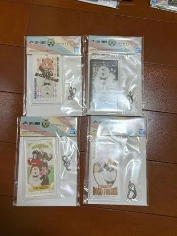 SPY x FAMILY 제일복권 아크릴 키링 4개 세트