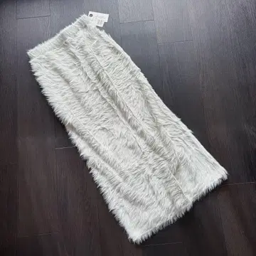 새상품 스콧 클럽 라디에이트 퍼 롱 니트 스커트 야마다야