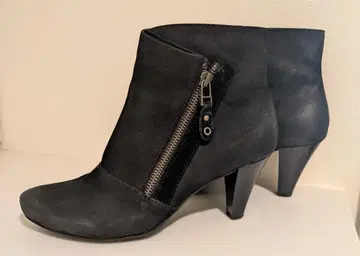 블랙 스웨이드 사이드 지퍼 부츠 36