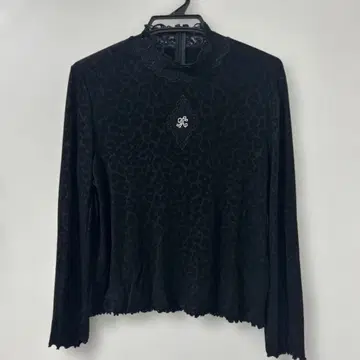 이탈리아 이타리야 11호 레오파드 무늬 하이넥 긴팔 상의