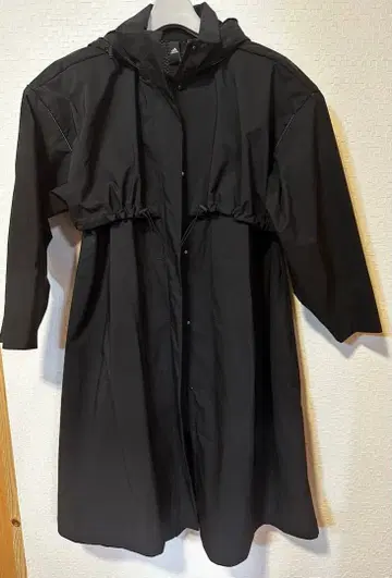 adidas 블랙 롱 코트 후드 부착