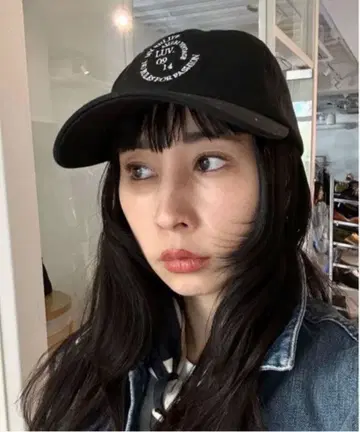 Ameri EMBLEM EMBROIDERY CAP 블랙