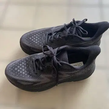 호카 클리프턴 9 블랙 스니커즈