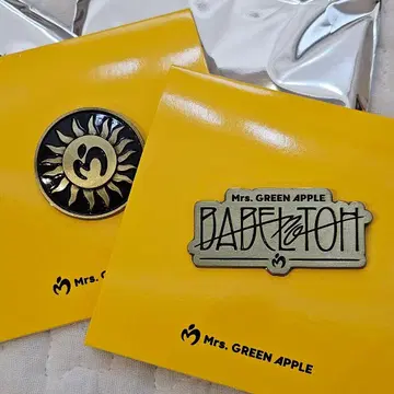Mrs. GREEN APPLE 핀 배지 2개 세트