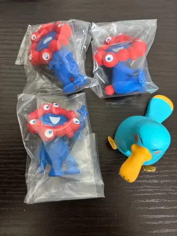 박람회장 한정판 미야쿠미야쿠 캡슐 피규어 4개 세트