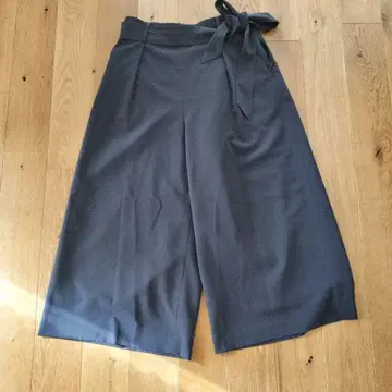 유나이티드 애로우즈 그린 라벨 와이드 팬츠 포멀에도